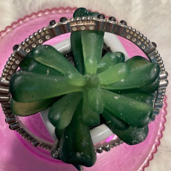 EUC Beautiful Art Deco Bracelet. - Picture 7 of 10